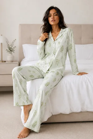 Kadın Uzun Kol Pamuklu Çağla Yeşili Pijama Takımı
