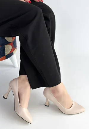Ulba Bej Cilt Stiletto Ayakkabı