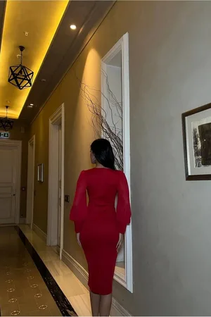 Saten Abiye Kare Kesim Kumaş Balık Yaka Elbise