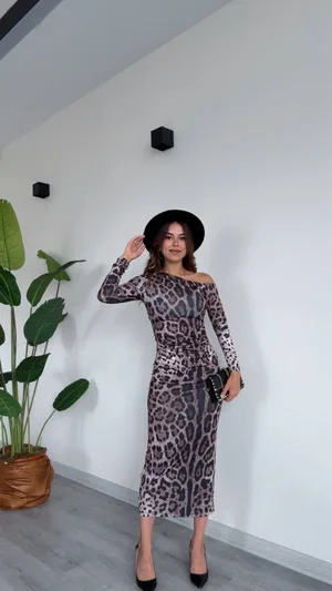 Tek Omuz Leopar Desenli Midi Elbise - Leopar