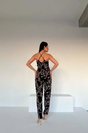 Tül Yaka Tulum Kumaş Kuşaklı V Askılı