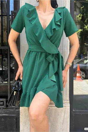 Krep Kumaş Kuşaklı Midi Yaka Elbise V
