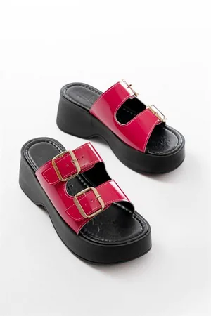 Kadın Terlik Dengeli Topuk Tokalı Rugan Dolgu