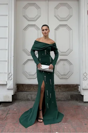 Dik Abiye Maxi Yaka Taş Elbise Detaylı