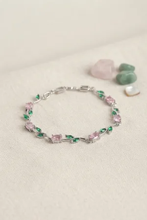 Pirinç Gümüş Renk Pembe Zirkon Taşlı Çiçek Model Kadın Bileklik