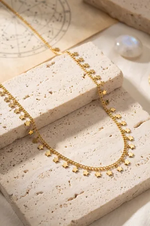 Gold Renk Yıldız Pul Model 60 cm Kadın Kolye