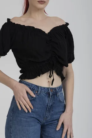 Siyah Renk Önü Büzgülü Detaylı Balon Kol Crop Bluz - Siyah