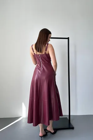Bordo Askılı Deri Elbise