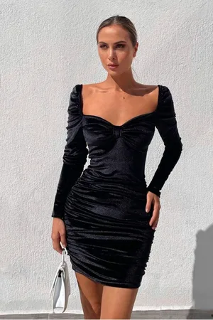 Kadife Yaka Büzgülü Abiye Kalp Kumaş Elbise