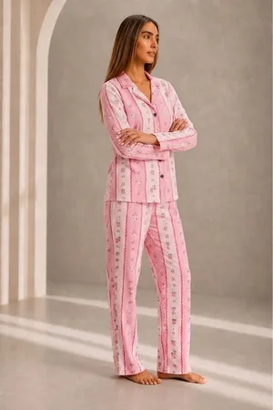 Kadın Önden Düğmeli Uzun Kollu Alt Üst Pembe Pijama Takımı