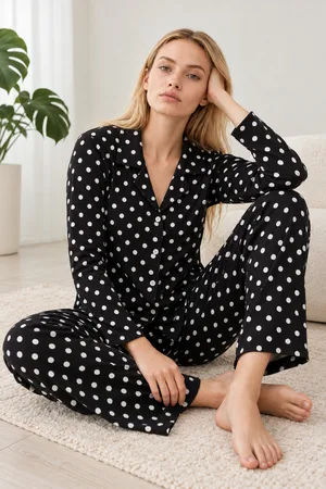 Kadın Gömlek Yaka Desenli Siyah Pijama Takımı 4812