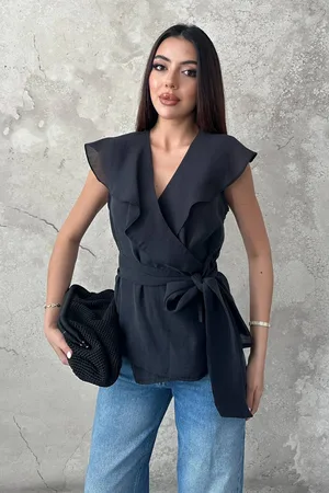 Siyah Belden Bağlamalı Bluz