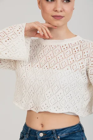 Feminen Ajurlu Dokulu Beyaz Crop Bluz | Standart Beden - Beyaz