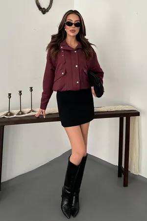 Bordo Dik Yakalı Kısa Ceket