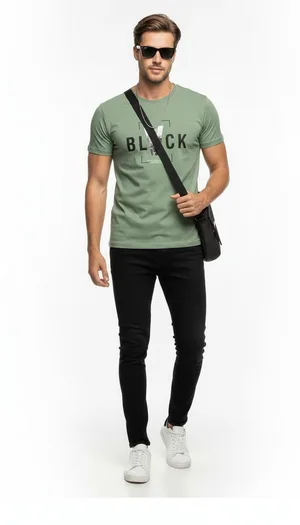 Erkek Tipografi Detaylı Modern T-Shirt