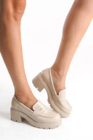 Kadın Casual Loafer Tabanlı Ofis Ayakkabı Ayakkabı Kırışık Rugan Yüksek