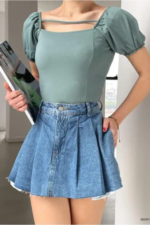 Krep Yaka Bluz Kare Kumaş Askılı