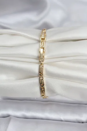 14K Gold Renk Kaplama Zirkon Taşlı Baget Model CM Kadın Bileklik