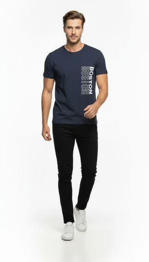 Urban Boston Dikey Baskı Erkek Tişört – Slim Fit, Sokak Stili Günlük T-Shirt - Lacivert