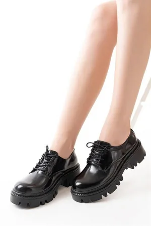 Kadın Casual Loafer Günlük Tabanlı Bağcıklı Ayakkabı Ayakkabı Rugan Yüksek