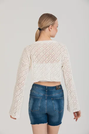 Feminen Ajurlu Dokulu Beyaz Crop Bluz | Standart Beden - Beyaz