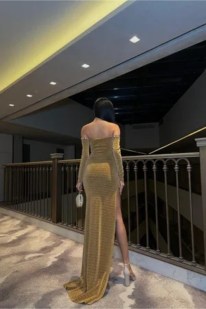 Straplez Abiye Kesim Balık Yırtmaçlı Elbise