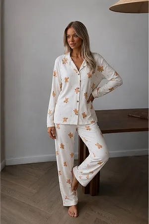 Kadın Düğmeli Uzun Uyku ve Beyaz Pijama Takımı