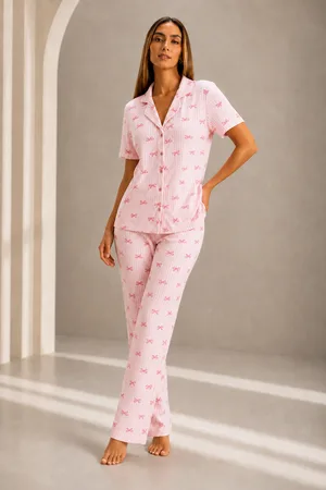 Kadın Kısa Kol Rahat Kalıp Şık Pembe Pijama Takımı