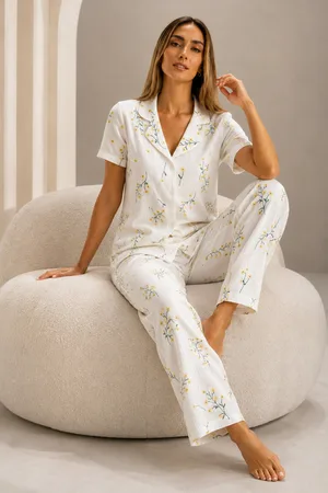 Kadın Kısa Kol Rahat Kalıp Şık Çok Renkli Pijama Takımı
