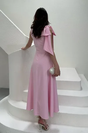 Pembe Omuz Fiyonklu Elbise - Pembe