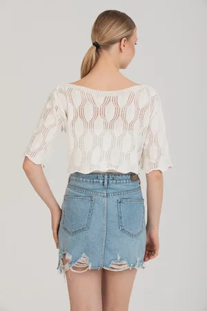 Zarif Ajurlu Dokulu Beyaz Crop Triko Bluz – Standart Beden - Beyaz