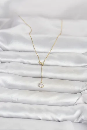 Pirinç Gold Renk Asansörlü Model Kadın Kolye