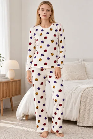 Kadın Desenli İkili Beyaz Rahat Pijama Takımı 4829