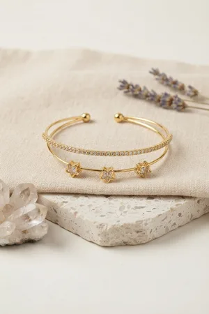 Yıldız Model Zirkon Taşlı Gold Renk Kadın Bileklik