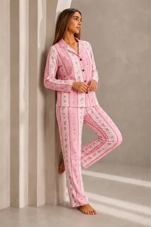Kadın Önden Düğmeli Uzun Kollu Alt Üst Pembe Pijama Takımı