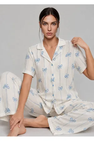 Kadın Kısa Kol Fiyonk Desenli Mavi Pijama Takımı 4771