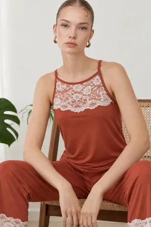 Kadın Dantelli Relaxed Kırmızı Pijama Takımı 4743