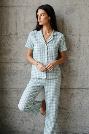 V Yaka Düğmeli Casual Su Yeşili Pijama Takımı