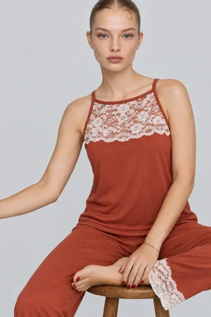 Kadın Dantelli Relaxed Kırmızı Pijama Takımı 4743