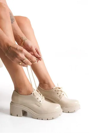Kadın Casual Loafer Tabanlı Bağcıklı Ayakkabı Ayakkabı Kırışık Rugan Davet Yüksek