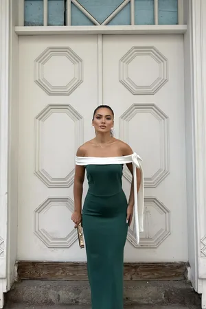 Krep Straplez Kumaş Elbise Kuşaklı
