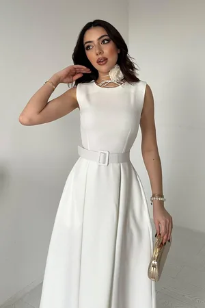 Ekru Halter Yaka Kloş Elbise