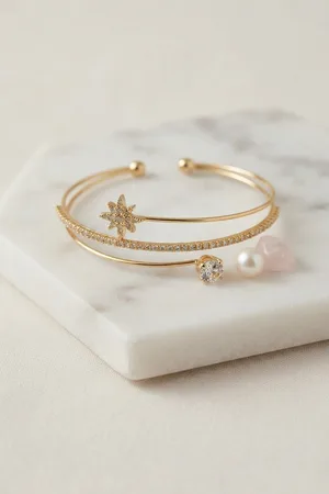 Kutup Yıldızı Model Gold Renk Zirkon Taşlı Kadın Bileklik