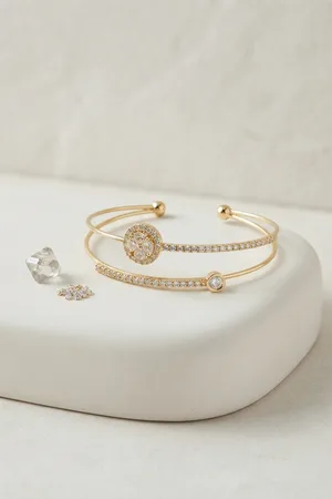 Gold Renk Zirkon Taşlı Kadın Bileklik