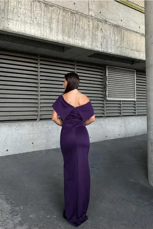 Dik Abiye Maxi Yaka Taş Elbise Detaylı