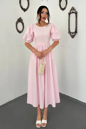 Pembe Arkadan Bağlama Detaylı Elbise