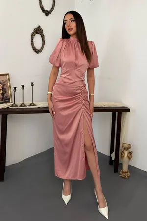 Pudra Büzgülü Saten Elbise