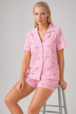 Kadın Pembe Ekose Fiyonk Desenli Kısa Kollu Şortlu Pijama Takımı 4634