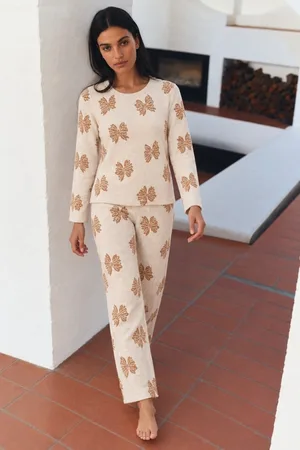 Kadın Desenli Uzun Kollu Rahat Krem Pijama Takımı