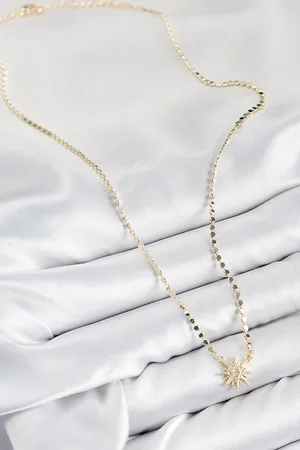 Brass Zircon Stone North Star Design Flattened Chain Gold Tone Women's Necklace